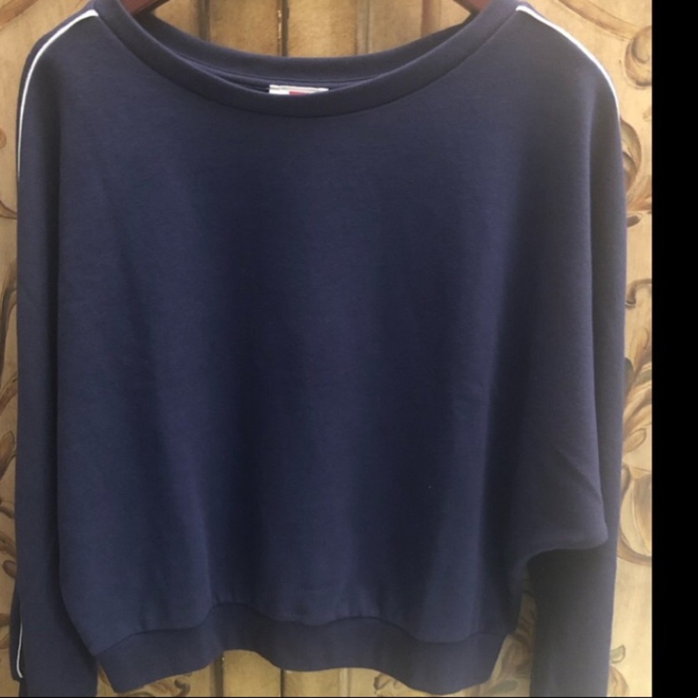 Levi’s Navy Blue Sweat Shirt
